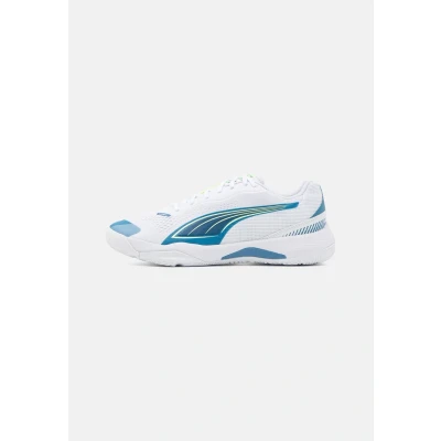 Image of Puma Solarstrike III Handball shoes, Men&#039;s, Size: 13, White/blue horizon Textile/synthetics
