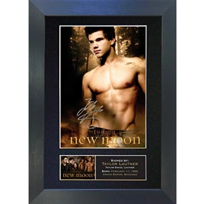 Image of TAYLOR LAUTNER Signed Autograph Mounted Photo Reproduction PRINT A4 Rare Perfect Birthday Christmas Present (297 x 210mm) # (Black Frame)