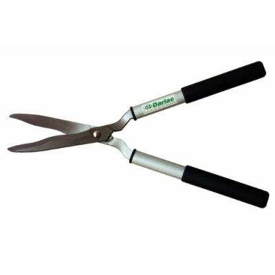 Image of Darlac Lightweight Shear Lightweight, Razor Sharp Garden Shears Ideal for Precision Hedge Trimming &amp; Topiary Wavy Edged Carbon Steel Blades Trapping Growth Comfortable Grip Easy to Use