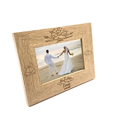 Image of ukgiftstoreonline Personalised Mr and Mrs Love Birds Wooden Wedding Photo Frame Gift (8 x 10 Inch)