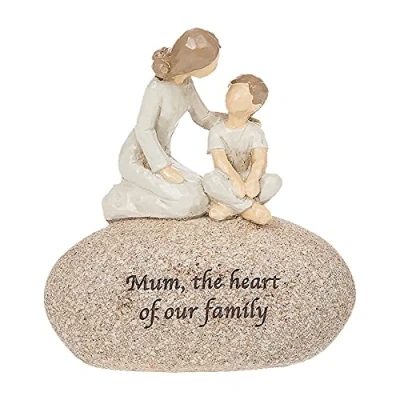 Image of Sentiment Stone Pebble Ornament with Heartfelt wording (Mum Heart of our Family 4554)
