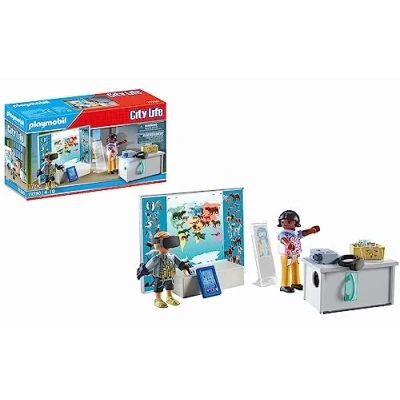 Image of Playmobil 71330 City Life Virtual classroom, working projector, tablet and VR glasses for fun creative imaginative role play, playsets suitable children ages 4+