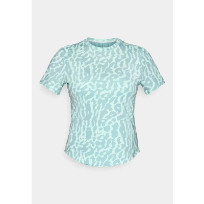 Image of Nike Dri FIT Swift SS Tee