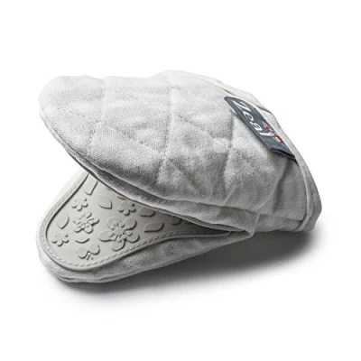 Image of Zeal V124S Silicone &amp; Cotton Mini Mitt Pot Holder Gingham, Cotton, French Grey, 17.5 x 13.5 2.5 cm