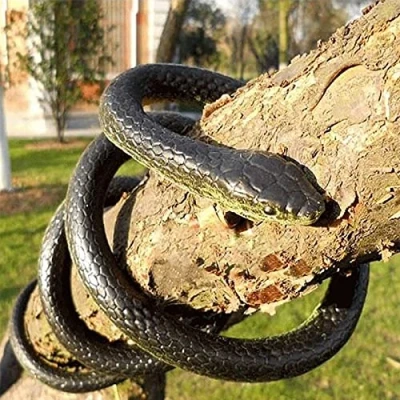 Image of LANTING Large Rubber Snake,Rubber Snakes,Rubber Scary Snake,130 cm Lifelike Realistic Fake Snake, Garden Props,Halloween Decoration for Joke,Pranks, Halloween Party.
