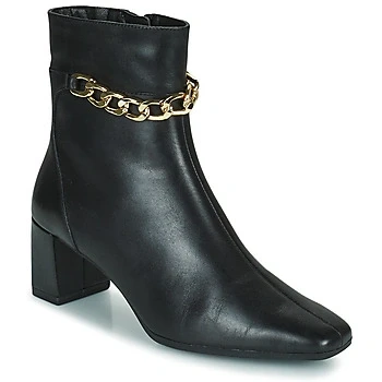 Image of Caprice 25317 women&#039;s Low Ankle Boots in Black