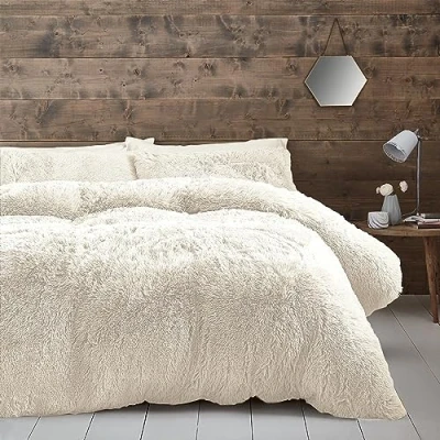 Image of Catherine Lansfield Cuddly Deep Pile Faux Fur Double Duvet Cover Set with Pillowcases Cream