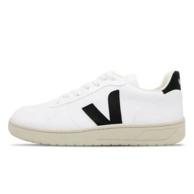 Image of Veja Women&#039;s V 10 Vegan Cotton Canvas Trainers UK 3