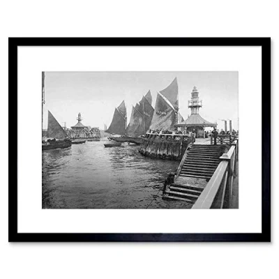 Image of Wee Blue Coo Pier Lowestoft Vintage History Old BW Picture Framed Wall Art Print