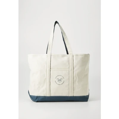 Image of Ace Canvas Tote 30L