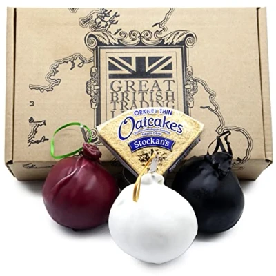 Image of SHORROCKS Lancashire Cheese Bomb Gift Hamper Three x 230g Traditional Bomb, Red Onion &amp; Vintage Gold with Stockan&#039;s Thin Orkney Oatcakes from GREAT BRITISH TRADING LIMITED