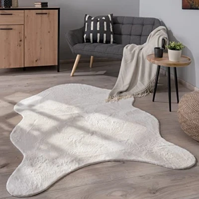 Image of Paco Home Large Rug Short Pile Monochrome Modern Faux Fur Style Soft, Size:140x200 cm shape, Colour:Pink
