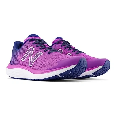 Image of New Balance Women&#039;s 520 V8 Sneaker, Grey, 4 UK