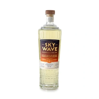Image of Sky Wave Gin Premium Small Batch Orange and Madagascan Vanilla Hand Crafted Micro Craft Distilled In Oxfordshire 40% ABV Ideal Gifts for Women Men 700ml