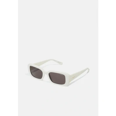 Image of Vogue Eyewear Sunglasses, Women&#039;s, Size: 53, Full ivory/black smoke