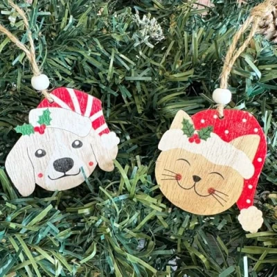 Image of Heaven Sends 8 Wooden Christmas Tree Decorations Cats and Dogs, Baubles, Flat Festive Decoration, Hanging Decoration
