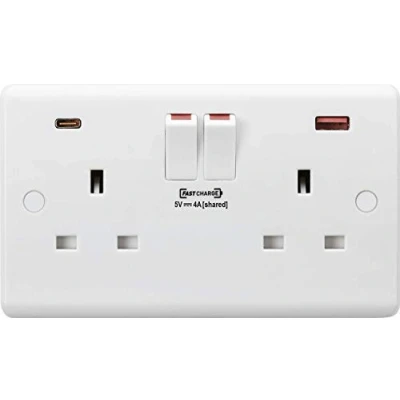 Image of KnightsBridge 13A 2G DP Switched Socket with Dual USB FASTCHARGE ports (A + C)
