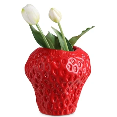 Image of Navaris Strawberry Vase for Flowers Small Ceramic Flower Cute Fruit Shaped Decor Home and Kitchen 15 cm x 16 (5.9&quot; 6.3&quot; 6.3&quot;)