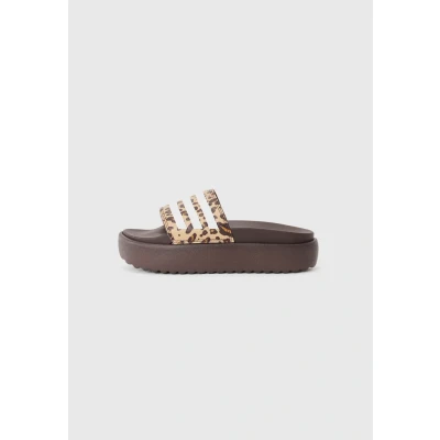 Image of adidas Women&#039;s Adilette Platform Slides Flip Flop, Shadow Brown/FTWR White/Magic Beige, 7 UK