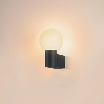 Image of SLV Varyt bathroom wall light, black, aluminium, width 12 cm