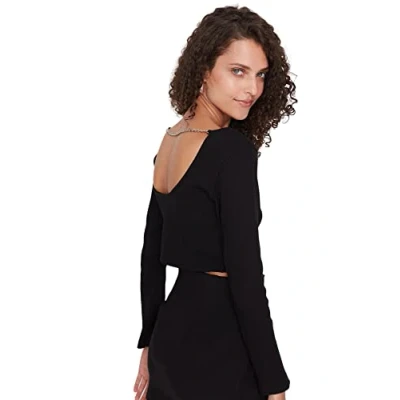 Image of Trendyol Women Regular Basic Crew Neck Knit Blouse Schwarz