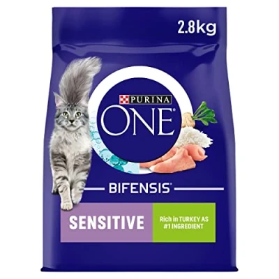 Image of Purina ONE Sensitive Dry Cat Food Rich in Turkey 2.8kg, Pack of 4