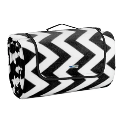 Image of Relaxdays XXL Picnic, 200 x 300 cm, Insulated, Waterproof, Patterned Fleece Beach Blanket, Carry Handle, Black/White, Polyester, aluminium, foam