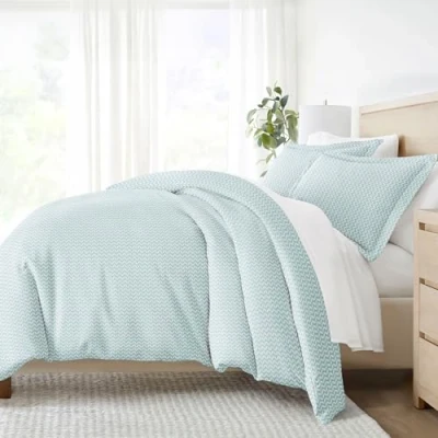 Image of Linen Market Duvet Cover Set, Puffed Chevron Light Blue, Queen/Full