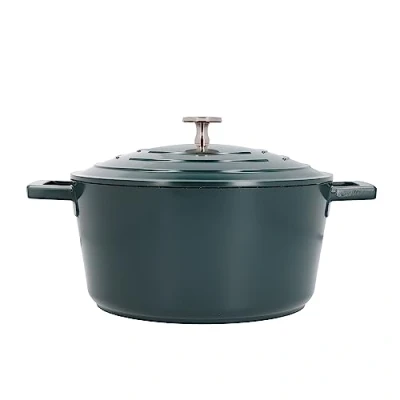 Image of MasterClass Medium Casserole Dish with Lid 4 Litre/24 cm, Lightweight Cast Aluminium, Induction Hob and Oven Safe, Hunter Green