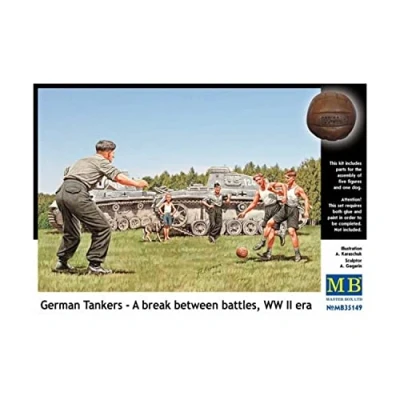 Image of Masterbox 1:35 Scale German Tankers A Break Between Battles Figure