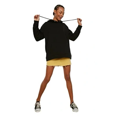 Image of Trendyol Women Basic Boyfriend Hood Knitted Sweatshirt Schwarz