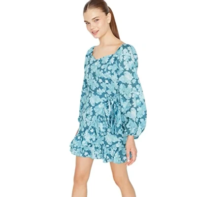Image of Trendyol Women&#039;s Woman Regular A line Sweetheart Woven Dress, Green, 36