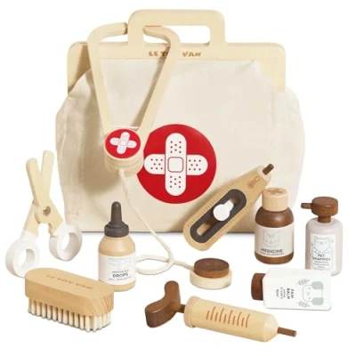 Image of Le Toy Van Animal Vet Set Wooden Role Play Suitable for Ages 3+ years